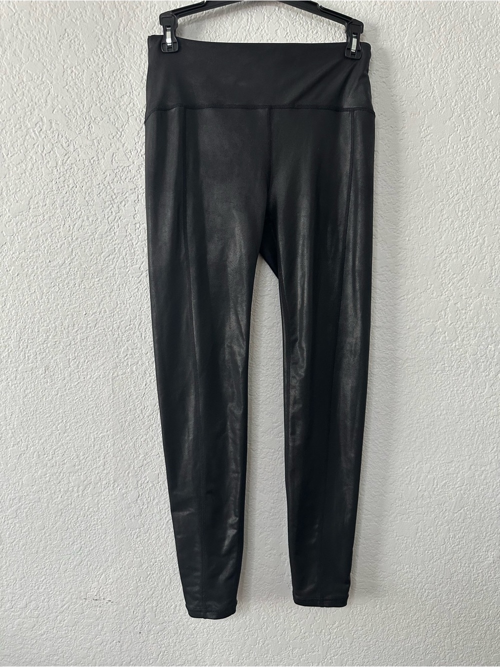 FP Movement Free People Black Coated High Shine Leggings Size S Compression